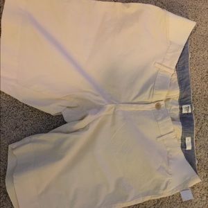 Gap Maternity shorts